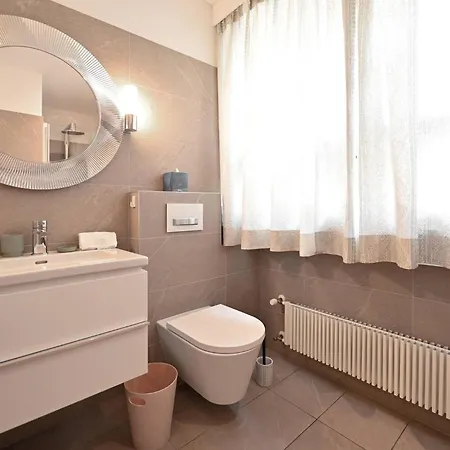Διαμέρισμα Luxury View Motta In