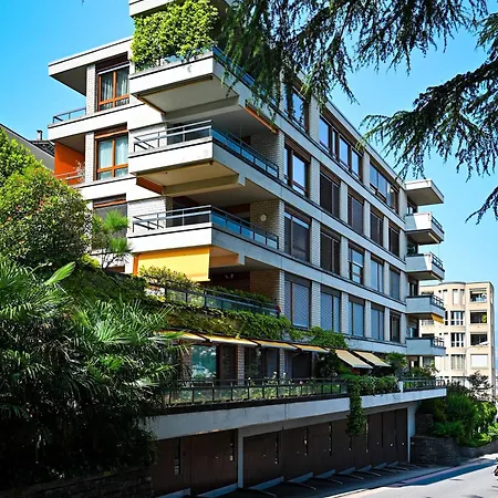 Luxury View Motta In 아파트 *