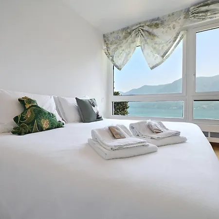 Luxury View Motta In 아파트